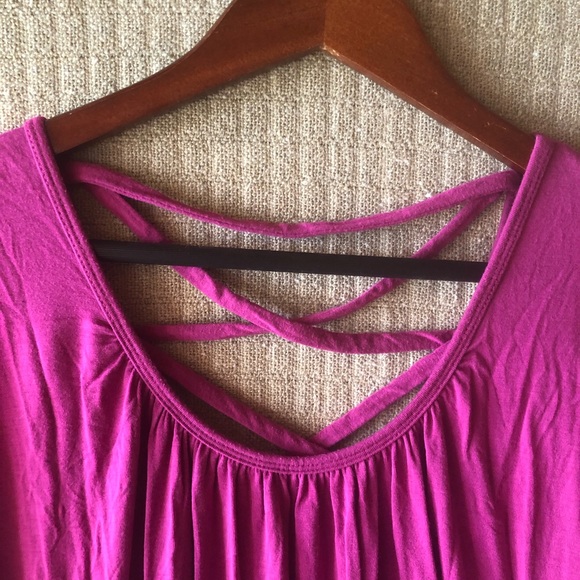 Soft and Comfy Magenta Rayon Spandex Tee Top XL - Picture 2 of 5